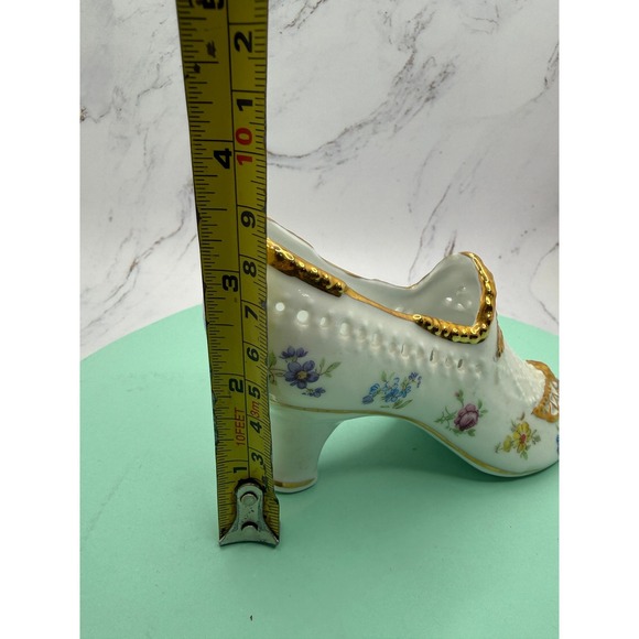 White Porcelain High Heel Shoe Trinket Dish Floral Gold Trim Vintage Decor - Picture 8 of 9